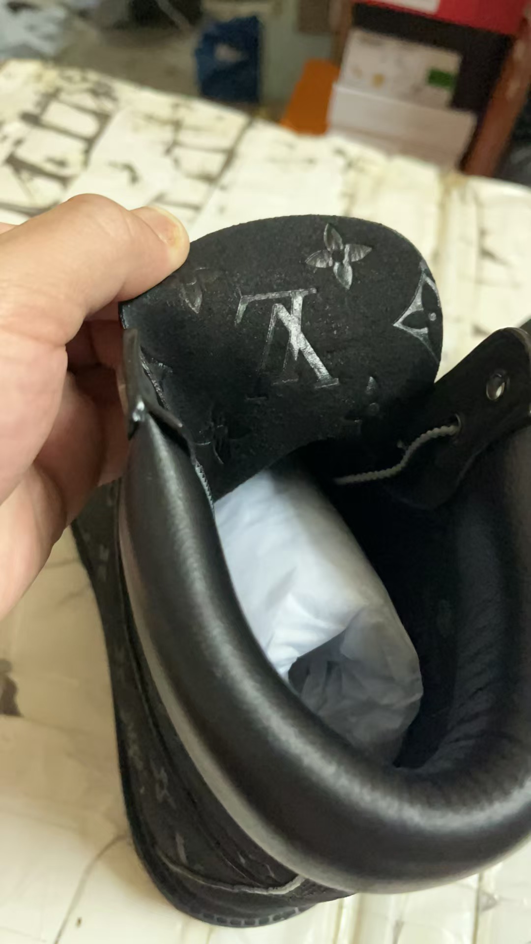 LV Shoes(AAA)-957