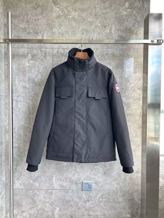 Can*a Go*e coat-253