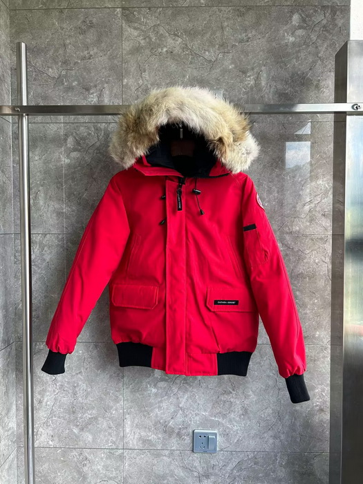 Can*a Go*e coat-362