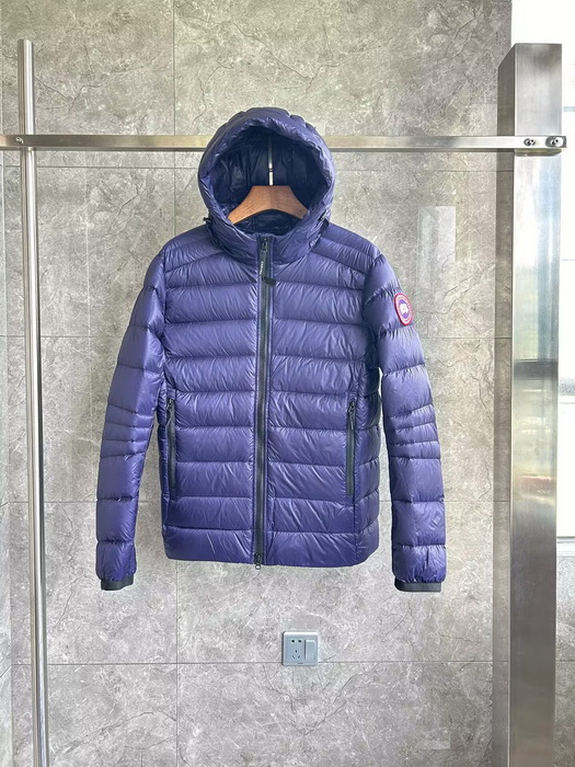 Can*a Go*e coat-259