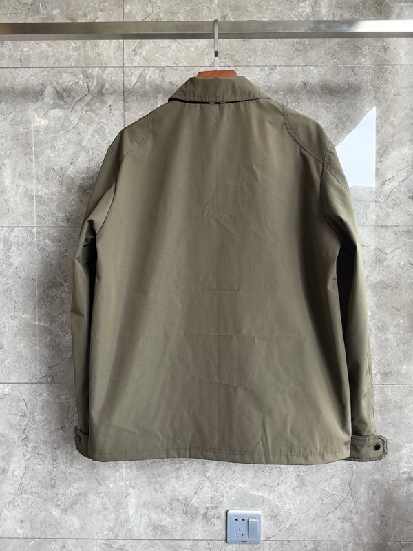 Can*a Go*e jacket-007