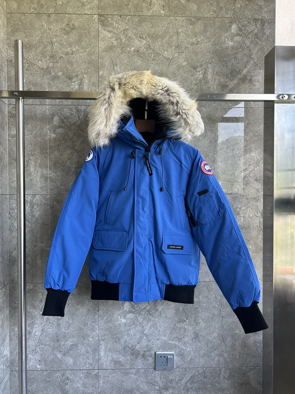 Can*a Go*e coat-342