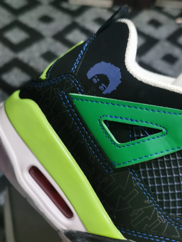Air Jordan 4 Retro-023