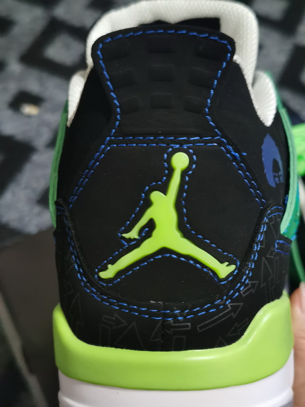 Air Jordan 4 Retro-023