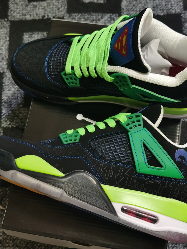 Air Jordan 4 Retro-023
