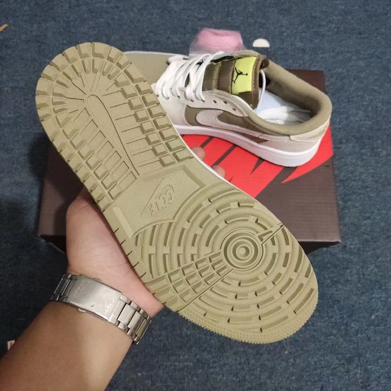 Nike Air Jordan 1 Low-005