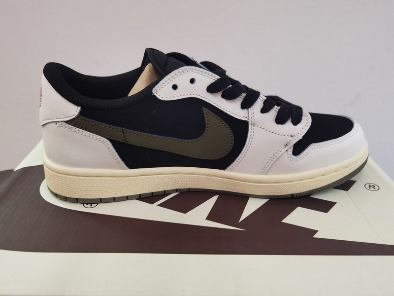 Nike Air Jordan 1 Low-014