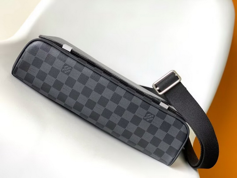 Handbags AAA(Men)-084