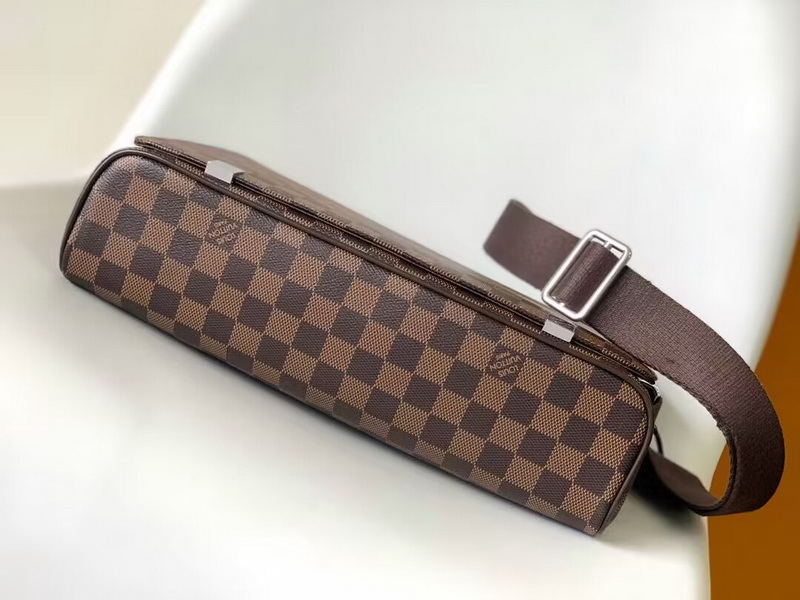 LV Handbags AAAA(Men)-152