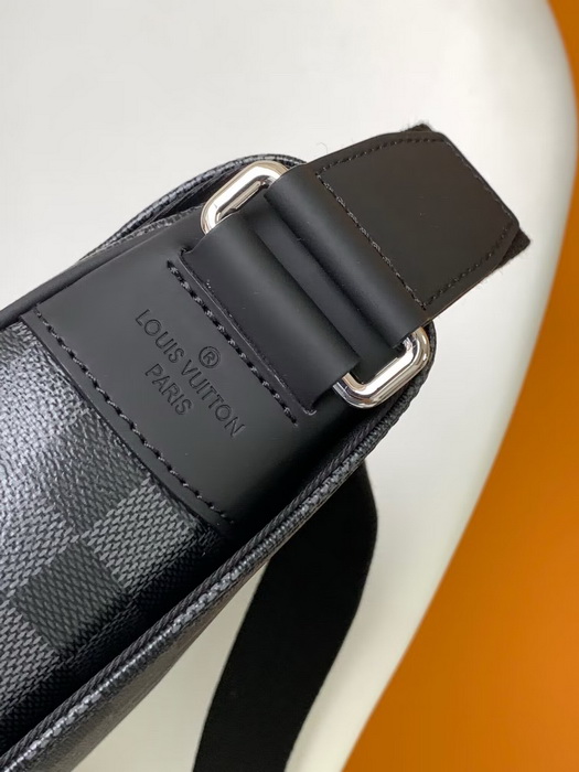 LV Handbags AAAA(Men)-151