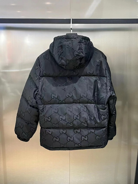 G*u*i coat-004