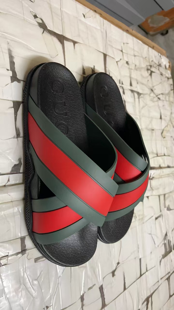 G*u*i slippers(aaa)-381