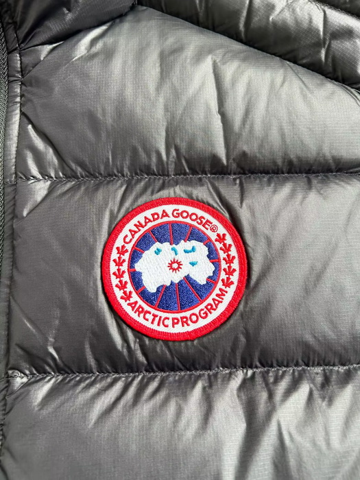 Can*a Go*e vest coat-014