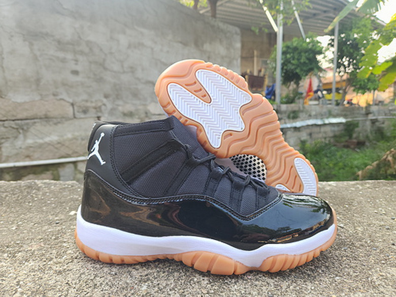 Air Jordan 11 Retro-017