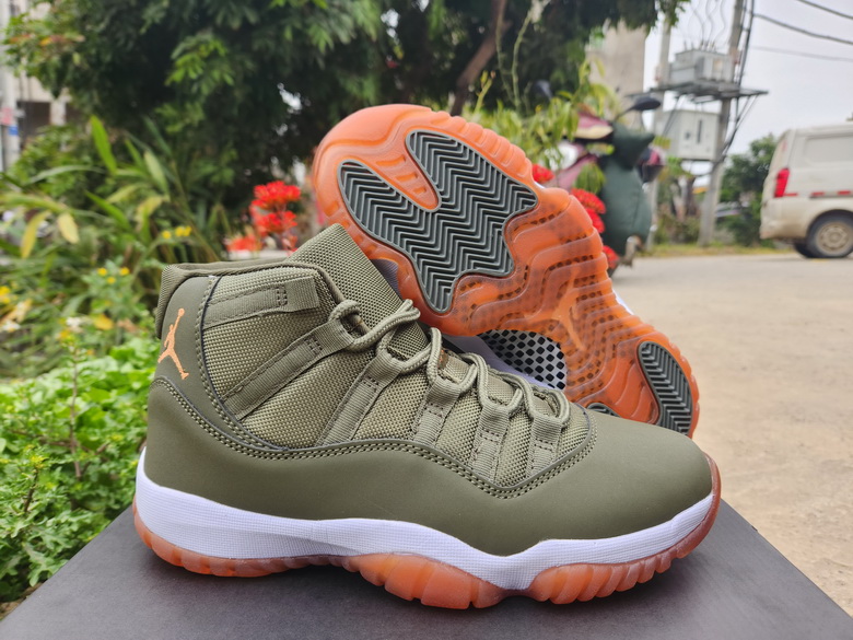 Air Jordan 11 Retro-019