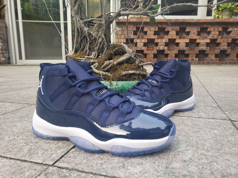 Air Jordan 11 Retro-022