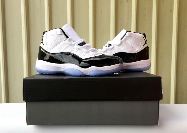 Air Jordan 11 Retro-073