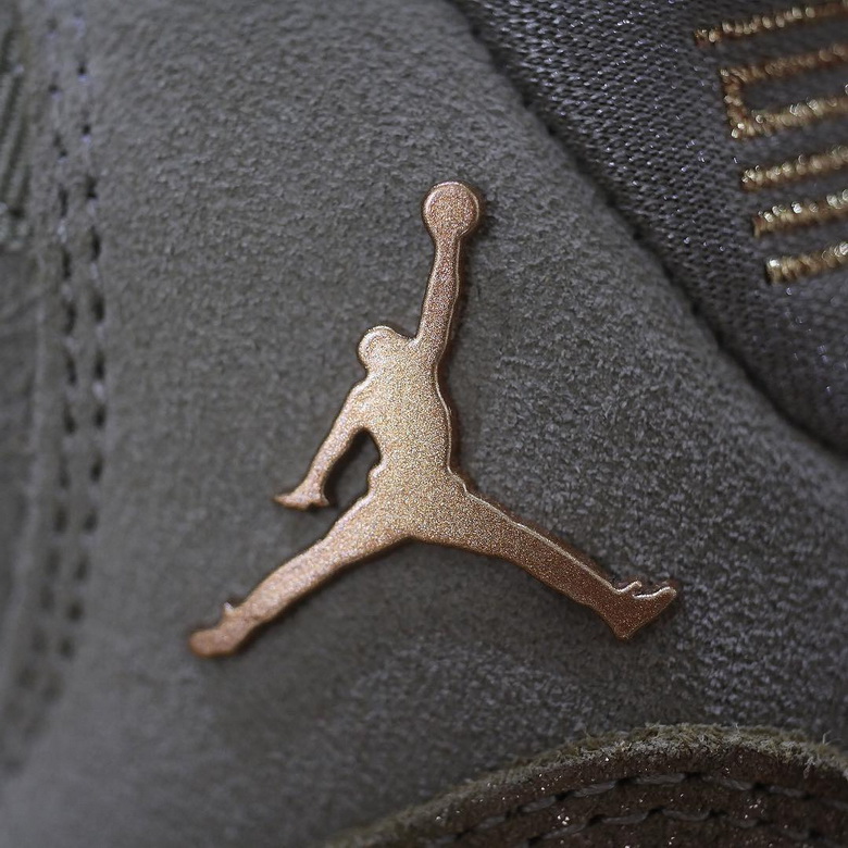 Air Jordan 11 Retro-076