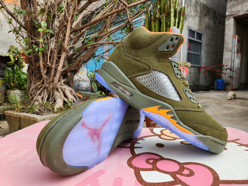 Air Jordan 5 Retro-046