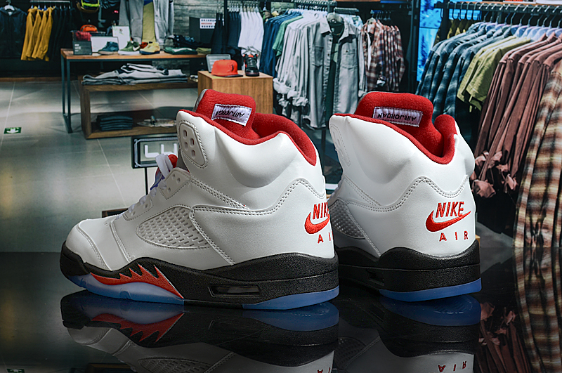 Air Jordan 5 Retro-047