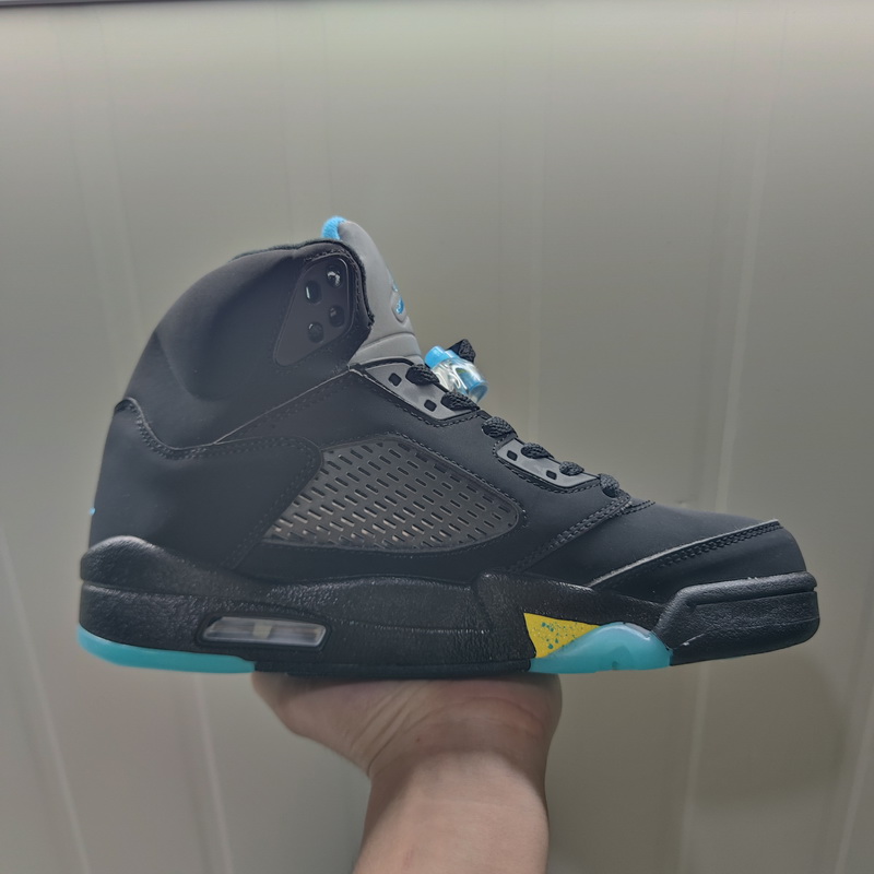 Air Jordan 5 Retro-054