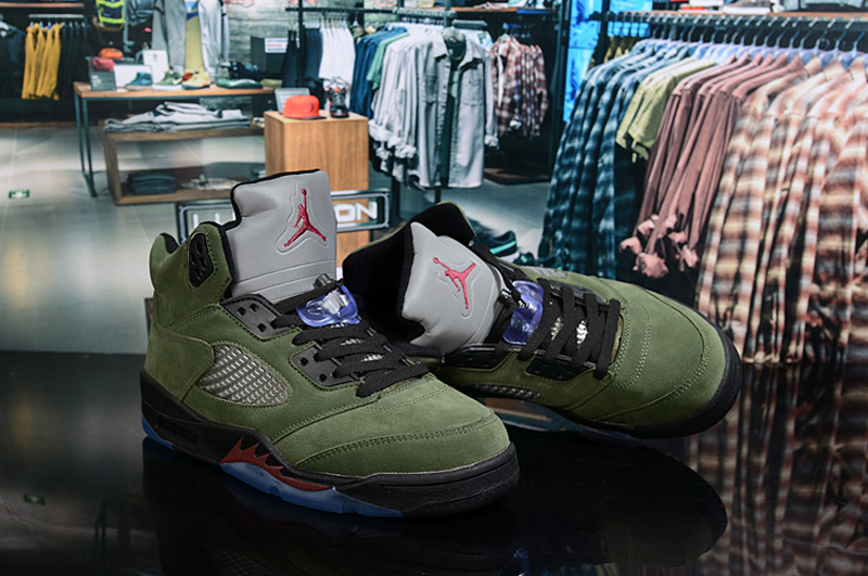 Air Jordan 5 Retro-060