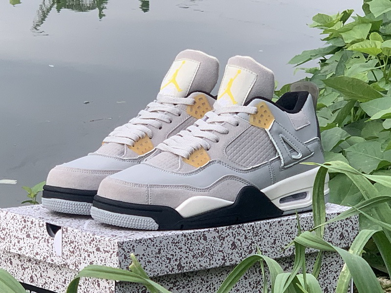 Air Jordan 4 Retro-071