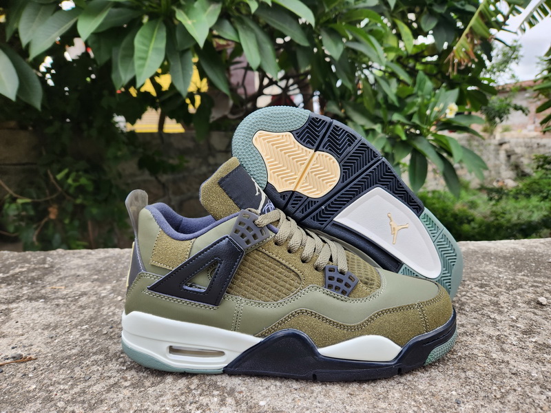 Air Jordan 4 Retro-072