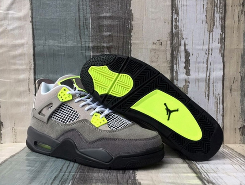 Air Jordan 4 Retro-107