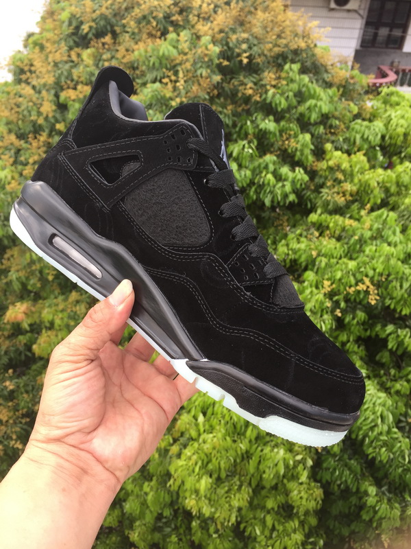 Air Jordan 4 Retro-126