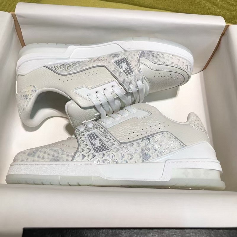 LV Shoes(AAA)-978