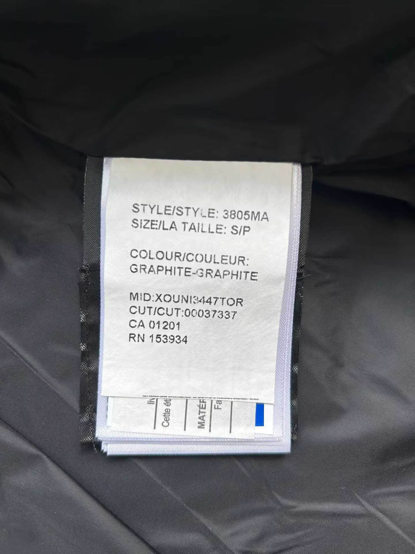 Can*a Go*e coat-382