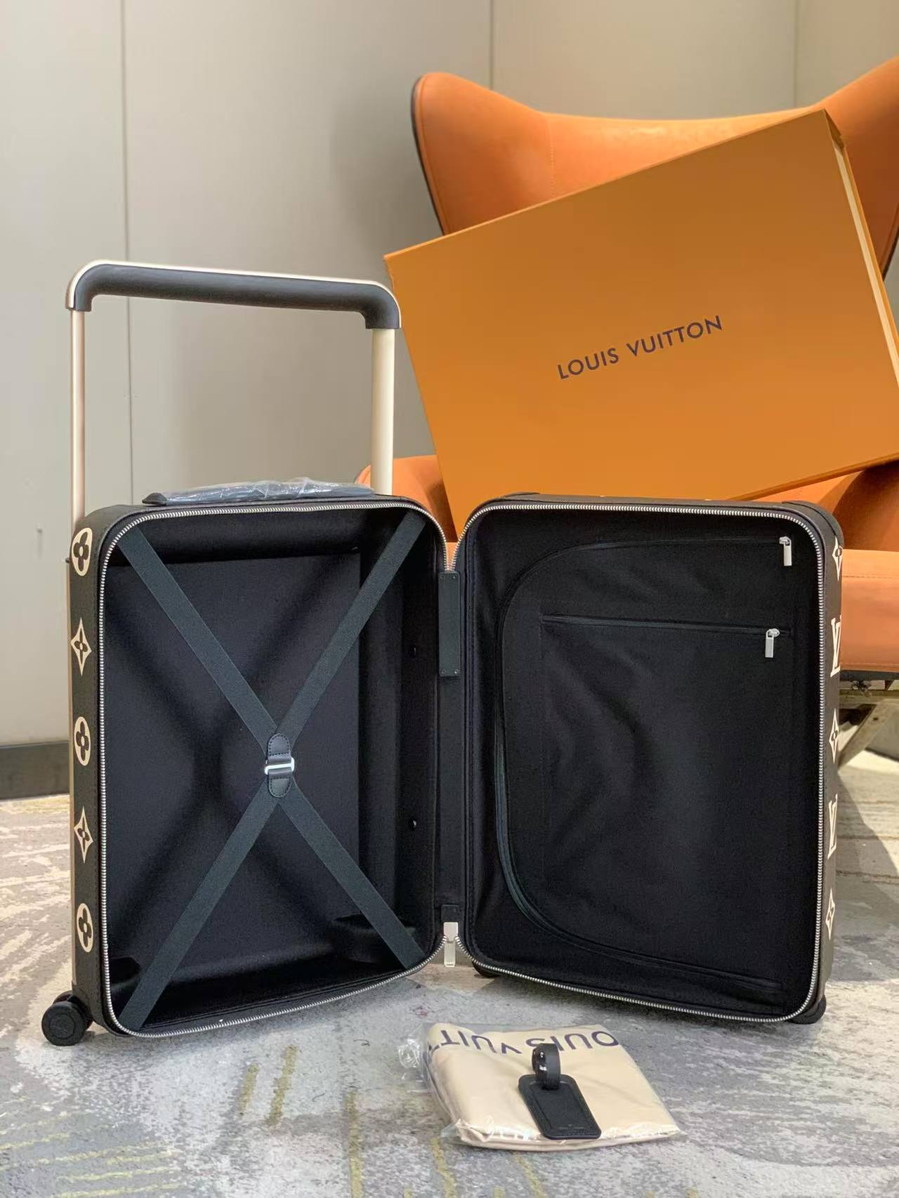 LV Suitcase(AAA)-004