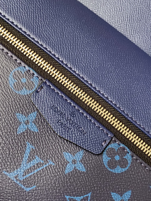 LV Backpack(AAA)-050