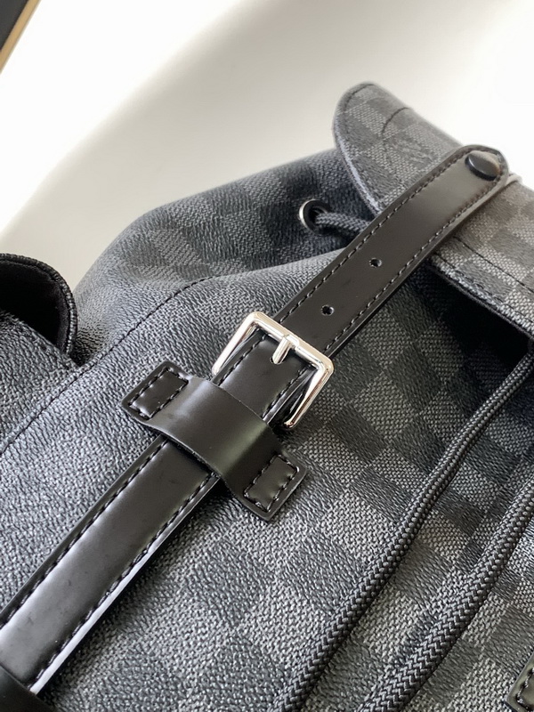 LV Backpack(AAA)-057