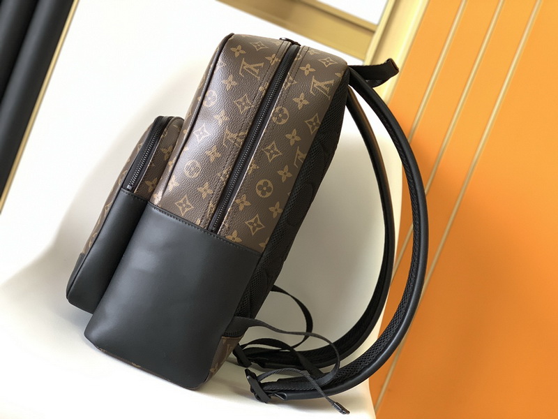 LV Backpack(AAA)-066