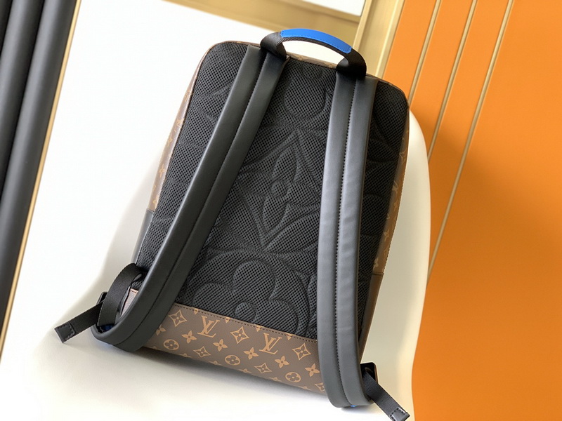 LV Backpack(AAA)-067