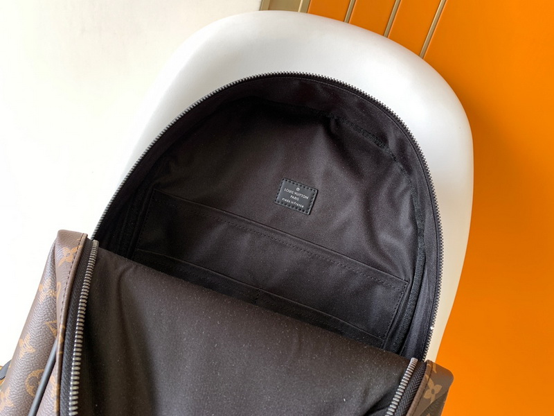 LV Backpack(AAA)-072