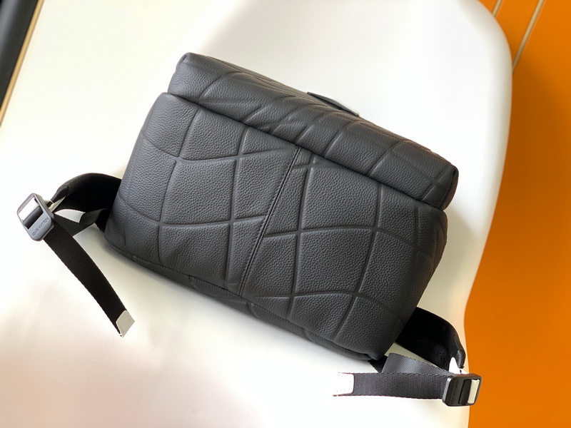 LV Backpack(AAA)-121