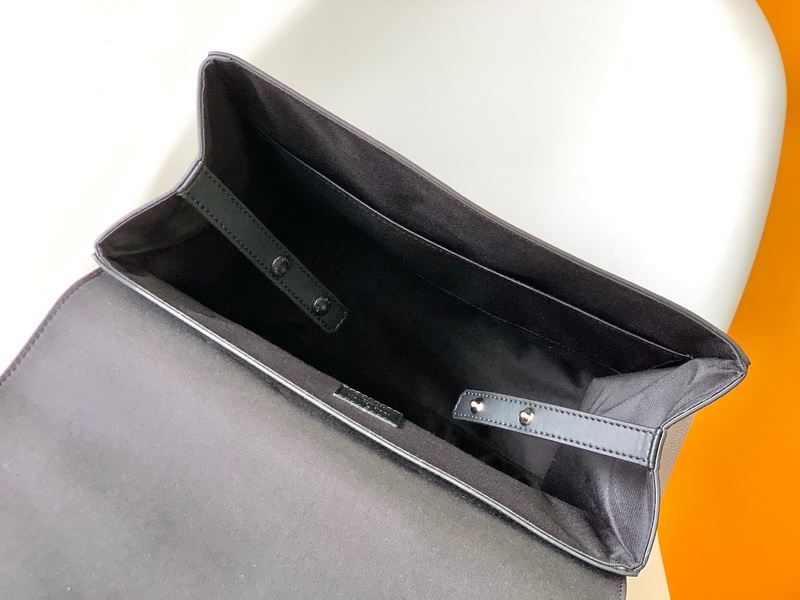 LV Backpack(AAA)-128