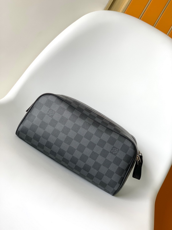 LV Handbags AAAA(Men)-166