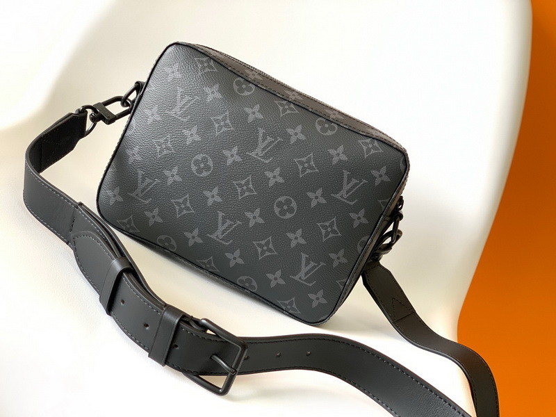 LV Handbags AAA(Men)-233