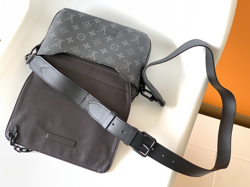 LV Handbags AAA(Men)-233