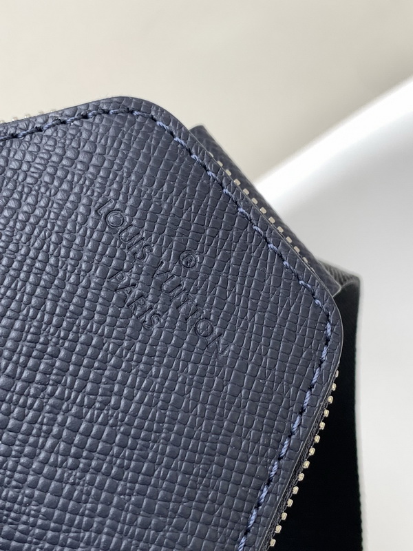 LV Handbags AAA(Men)-254