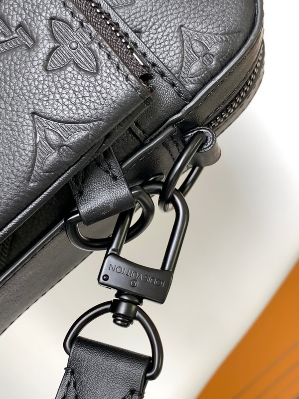 LV Handbags AAA(Men)-262