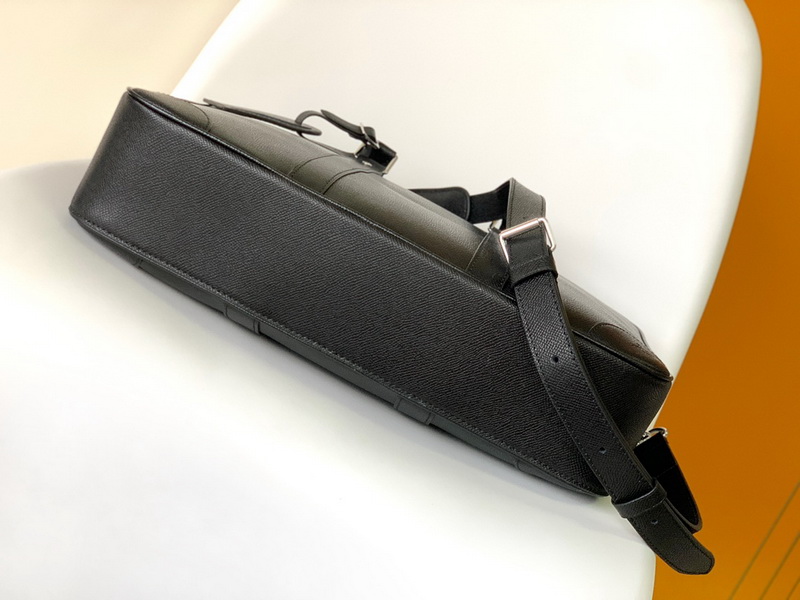 LV Handbags AAA(Men)-270