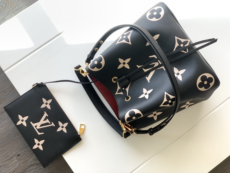 LV Handbags AAA(Women)-1027