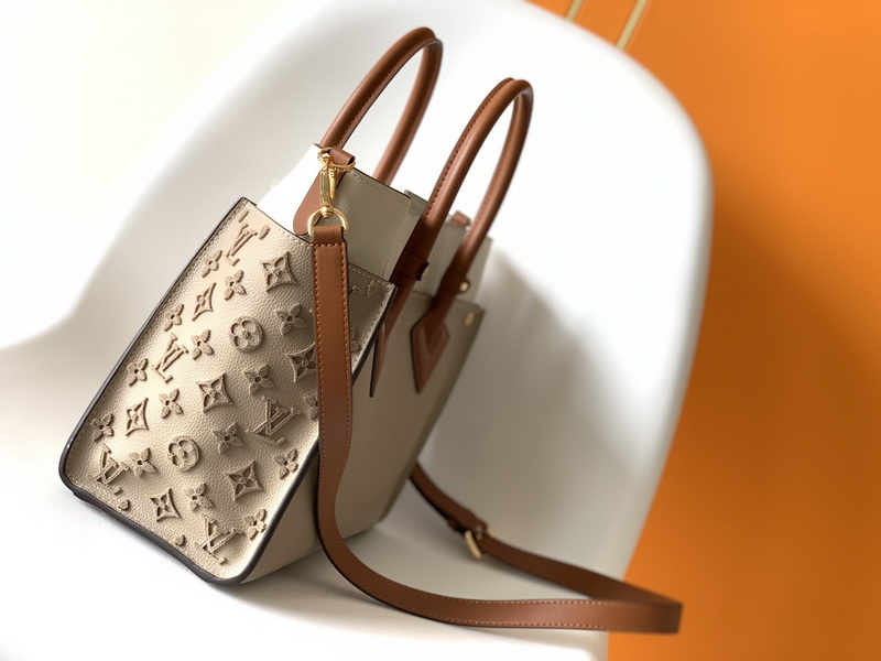 LV Handbags AAA(Women)-1067