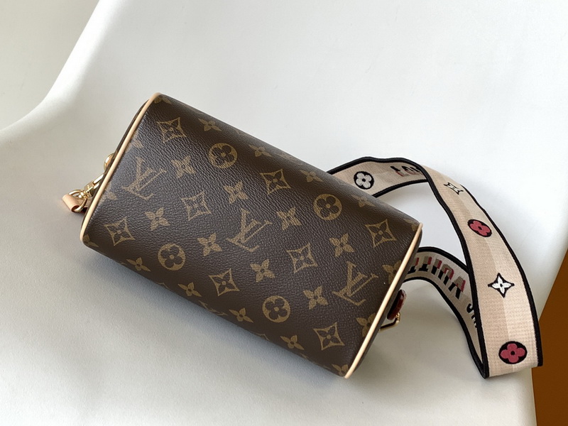 LV Handbags AAA(Women)-440