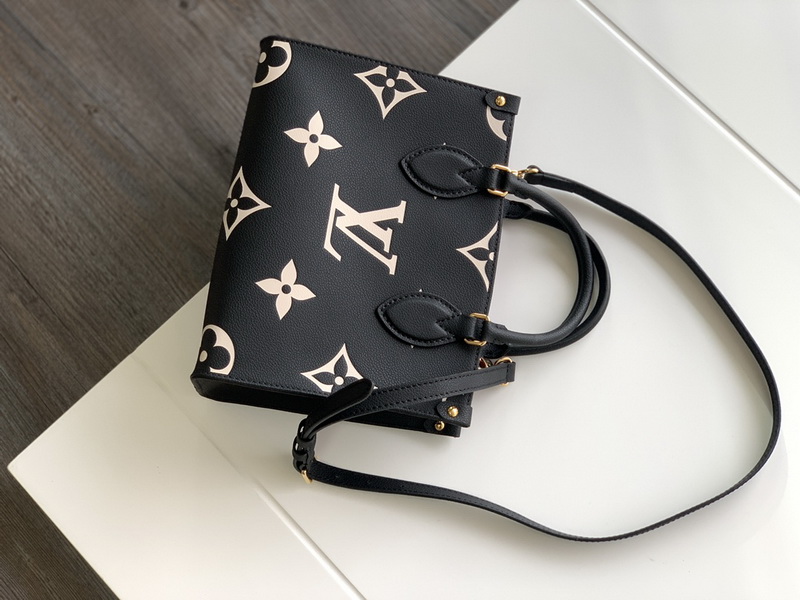 LV Handbags AAA(Women)-542